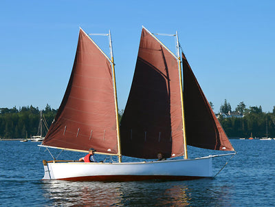 18'8 mackinaw sailing