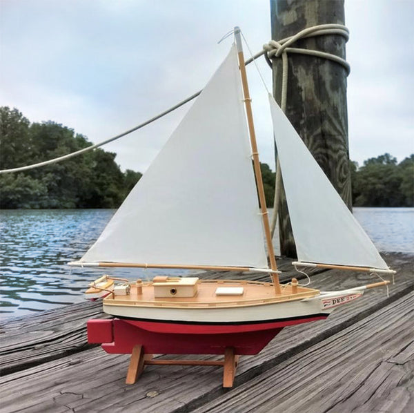 Skipjack 12" Sailboat Model Kit