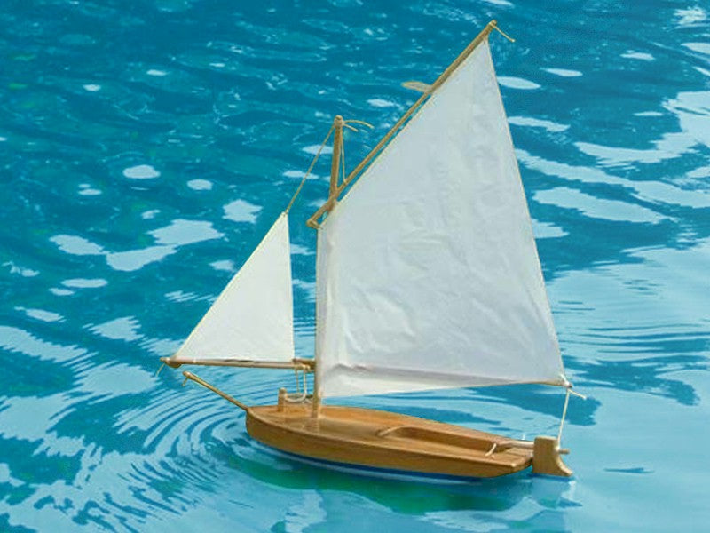 Lug Rigged Sloop Model Kit - Cricket