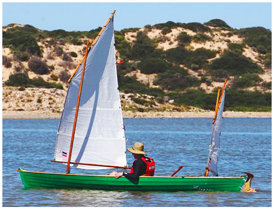 13' 7" SailPaddle Canoe, MACGREGOR